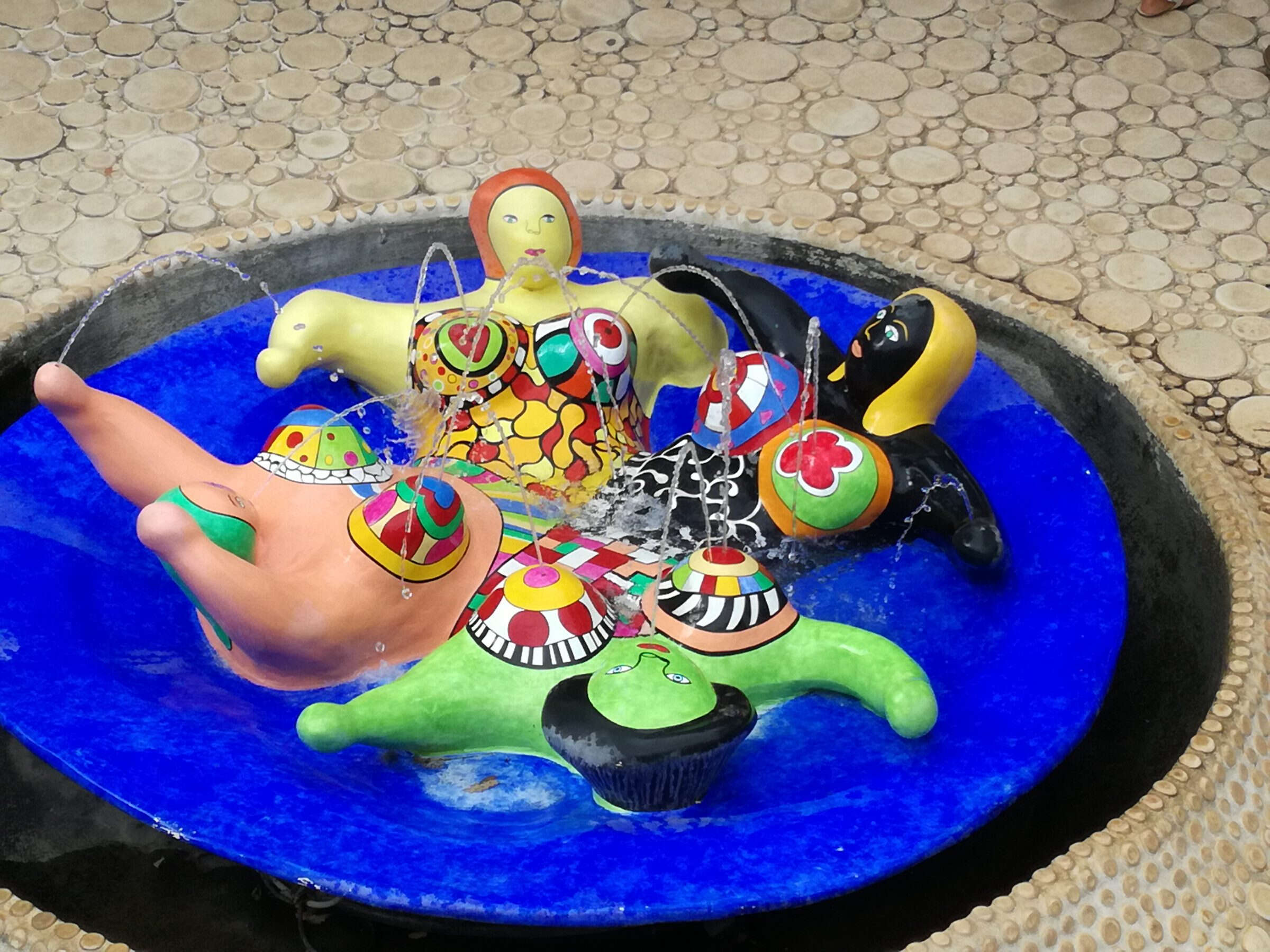 Brunnenskulptur von Niki de Saint Phalle
